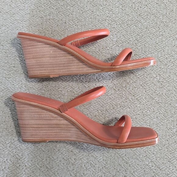 Kaanas Leather Brick Red Square Toe Wedge Sandals - Size 9 - Picture 7 of 15